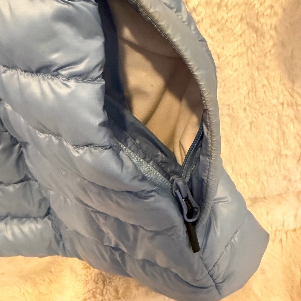 Canada Goose Sky Blue Puffer Jacket - Picture 6 of 11